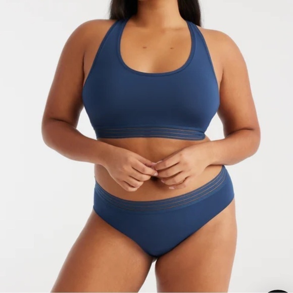 Knix Blue Sports Bra - Picture 4 of 9